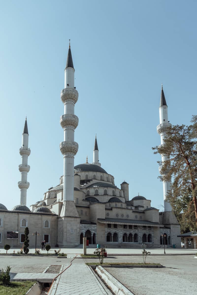 Mezauita Central Imam Sarashi, en Bishkek.