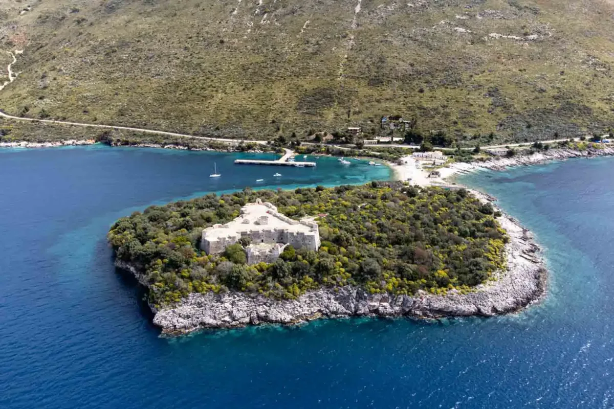 Porto Palermo, Albania