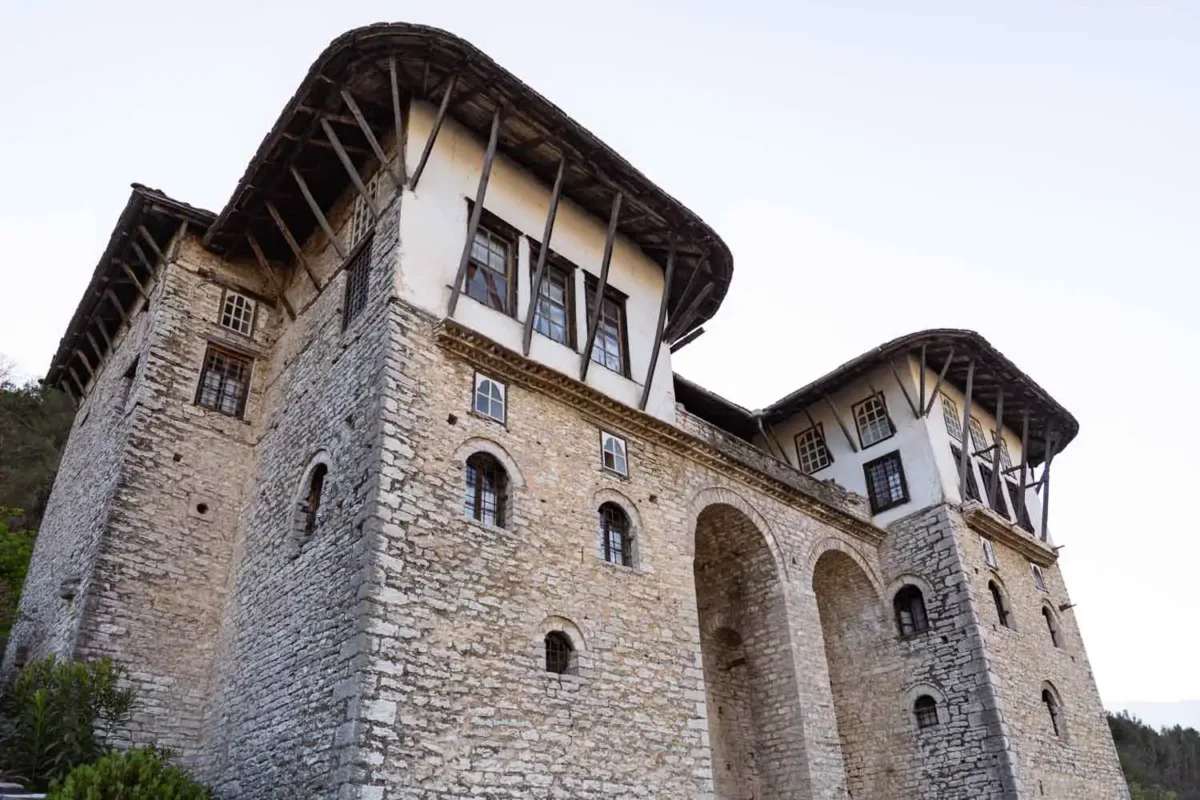 Qué ver y hacer en Gjirokastër