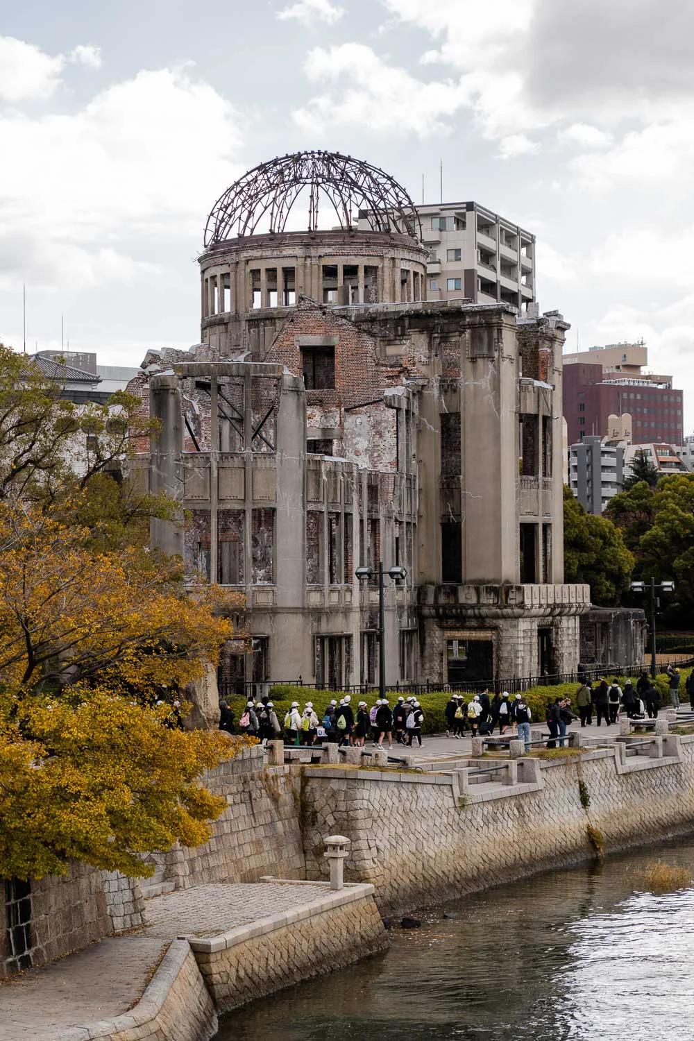 Edificio de Hiroshima donde cayó la Bomba Atómica, uno de los lugares más impactantes de esta ruta de 15 días por Japón