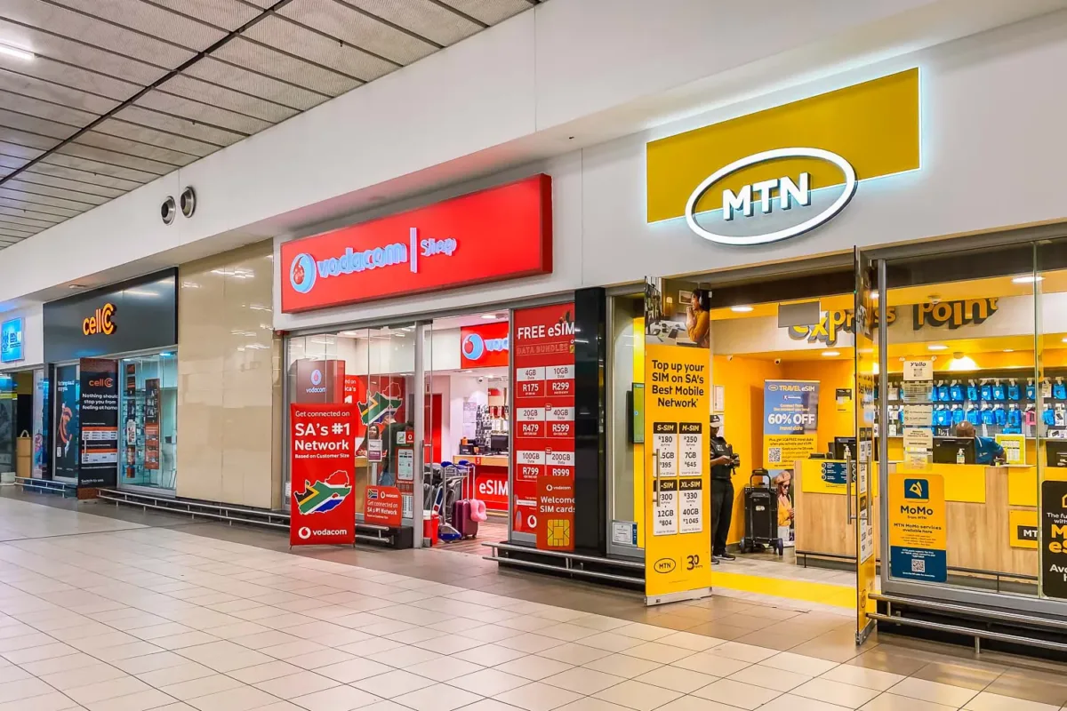 Tiendas locales de telefonia en el aeropuerto de Johannesburgo, ideales para tener internet en Sudáfrica